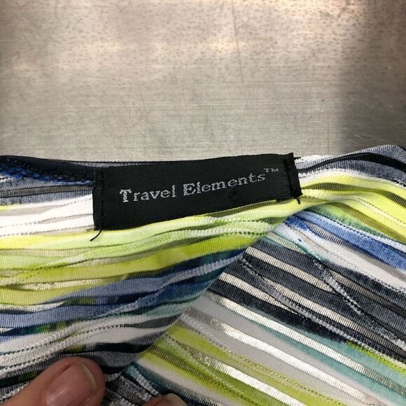 Travel Elements Size Large (L) Jacket Green Blue and White - Picture 4 of 4
